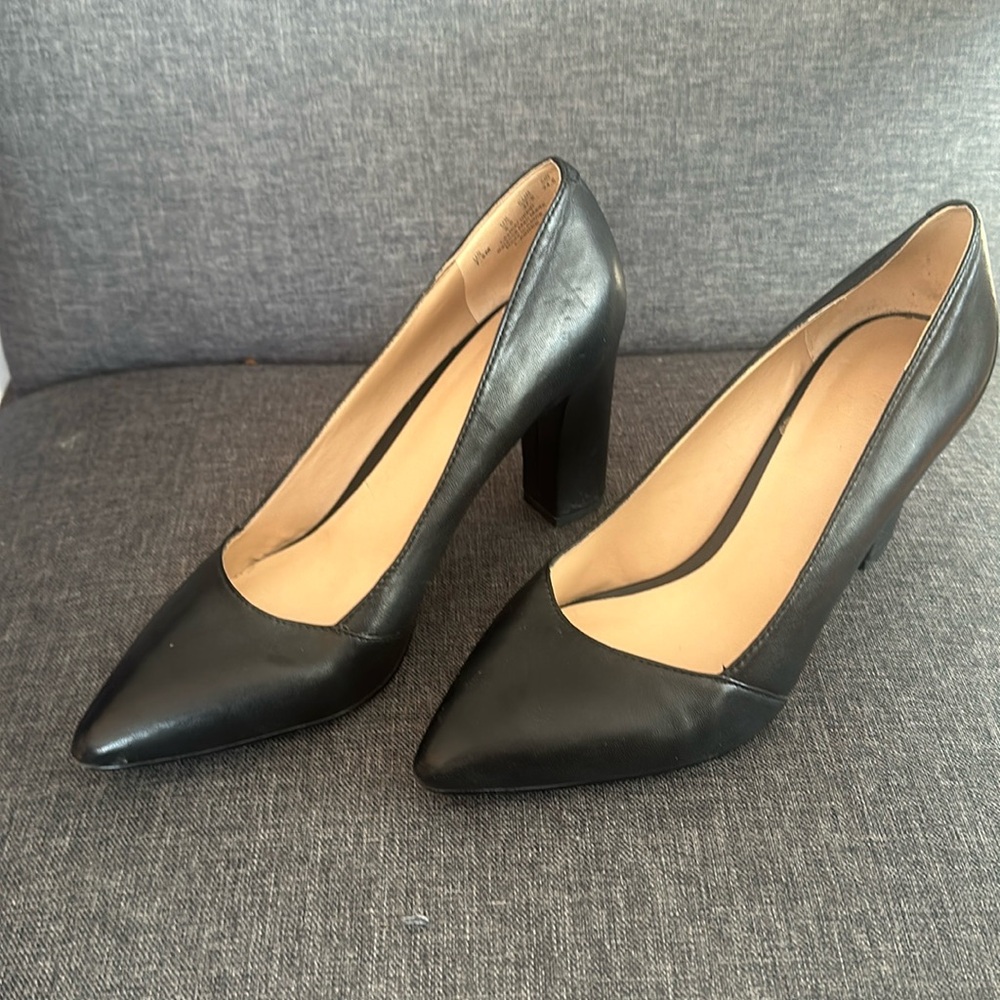 Excellent condition black leather block heels. Franco Sarto size 7.5